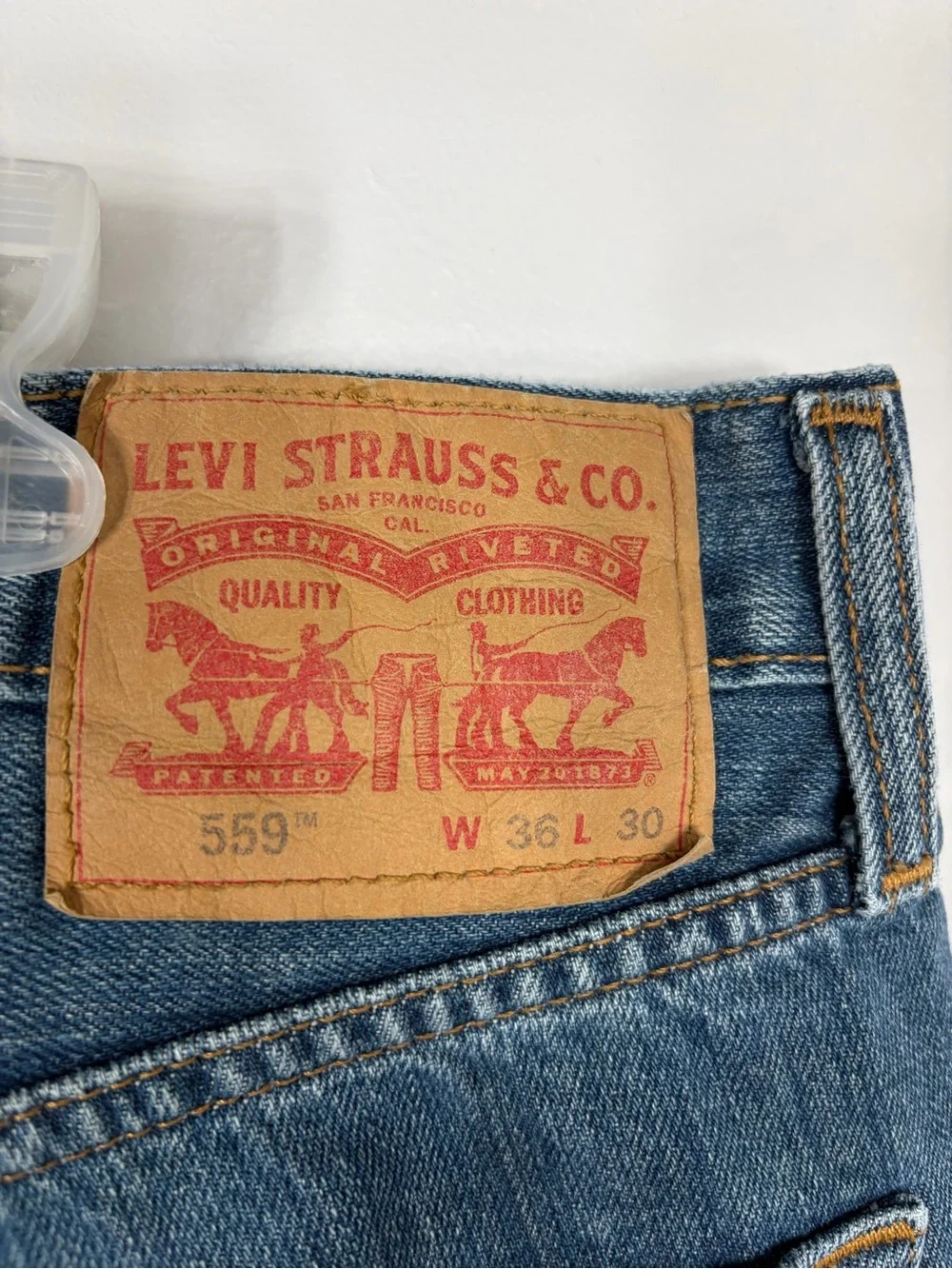 Levi’s 559 Relaxed Straight Jeans Men’s 36x30 Light Wash Denim Pants